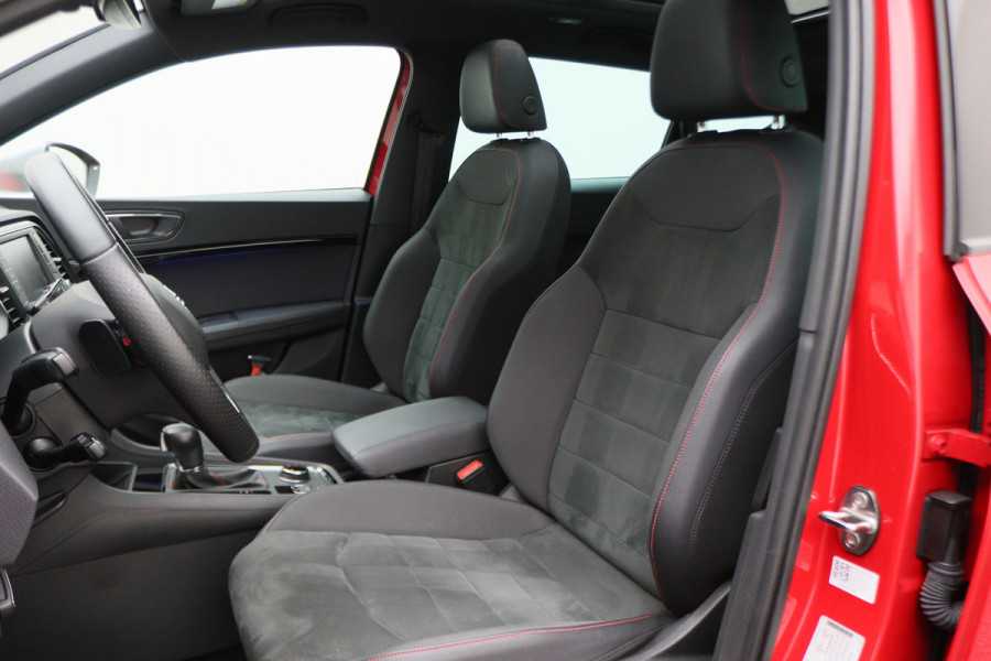 Seat Ateca 1.5 TSI FR Business Intense Automaat Panoramadak, 360° Camera, Beats Audio, Apple Carplay, Afn. Trekhaak