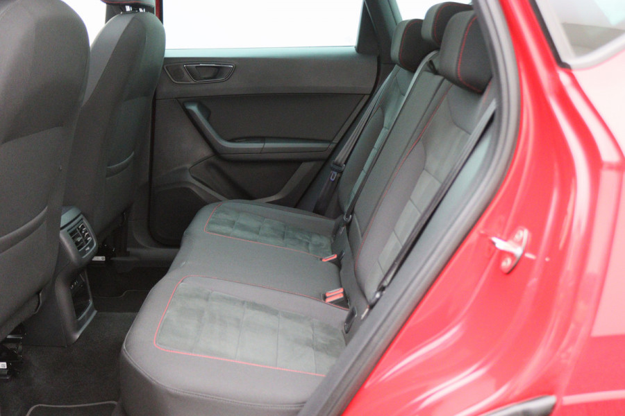 Seat Ateca 1.5 TSI FR Business Intense Automaat Panoramadak, 360° Camera, Beats Audio, Apple Carplay, Afn. Trekhaak