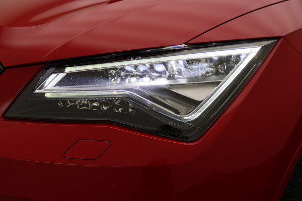 Seat Ateca 1.5 TSI FR Business Intense Automaat Panoramadak, 360° Camera, Beats Audio, Apple Carplay, Afn. Trekhaak