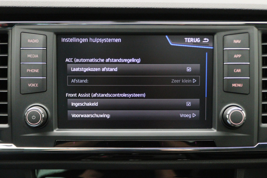 Seat Ateca 1.5 TSI FR Business Intense Automaat Panoramadak, 360° Camera, Beats Audio, Apple Carplay, Afn. Trekhaak