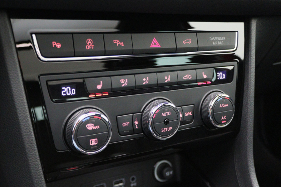 Seat Ateca 1.5 TSI FR Business Intense Automaat Panoramadak, 360° Camera, Beats Audio, Apple Carplay, Afn. Trekhaak