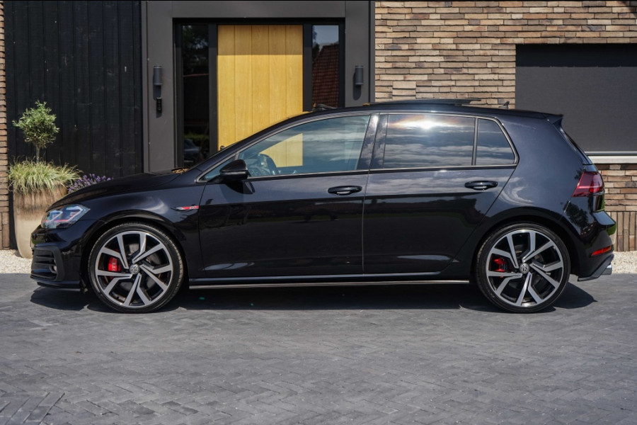 Volkswagen Golf 7.5 GTI 2.0 TSI GTI Performance 245PK Pano/DYNa/Trkhk/Cam