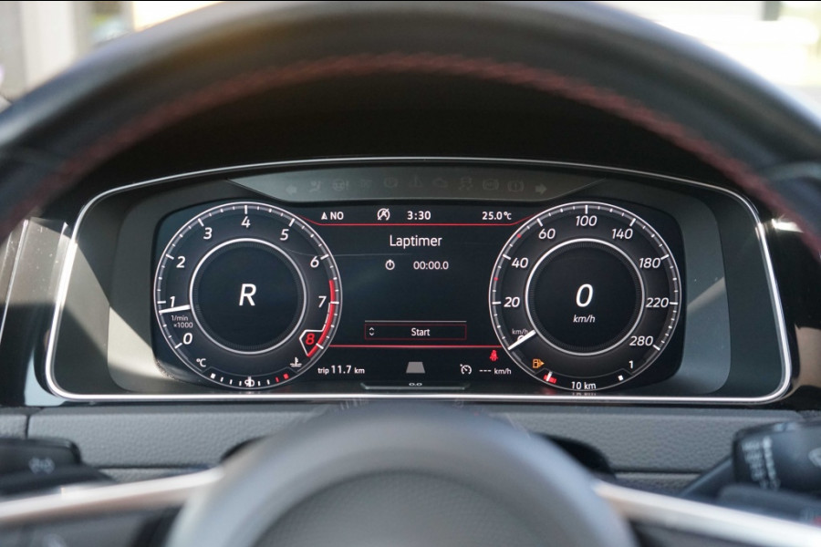 Volkswagen Golf 7.5 GTI 2.0 TSI GTI Performance 245PK Pano/DYNa/Trkhk/Cam