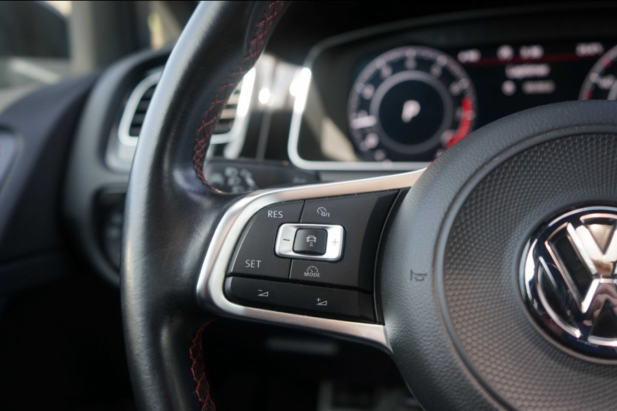 Volkswagen Golf 7.5 GTI 2.0 TSI GTI Performance 245PK Pano/DYNa/Trkhk/Cam