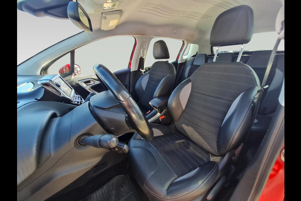 Peugeot 2008 1.2 PureTech Allure | automaat | Hoge instap |