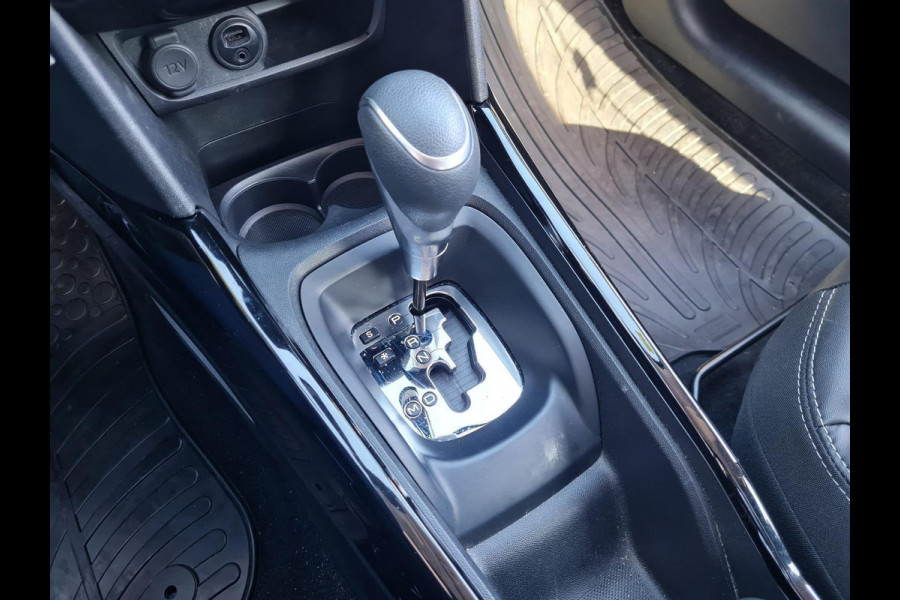 Peugeot 2008 1.2 PureTech Allure | automaat | Hoge instap |