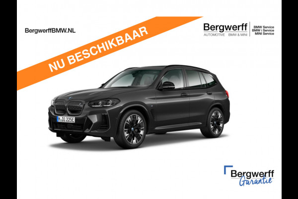 BMW iX3 High Executive - Pano - Stuurwiel Verwarmd - Getint Glas