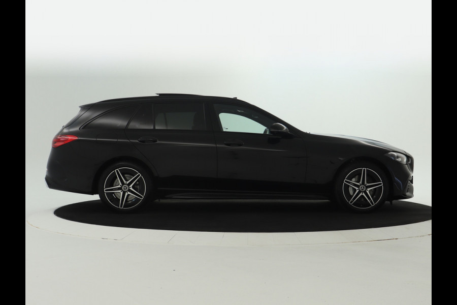 Mercedes-Benz C-Klasse Estate 300 e AMG Line | Edition AMG-Line | Night Pakket | Trekhaak | Panorama Schuif-Kanteldak | Digital Licht | DC Laden | Stuur en Stoelverwarming | Inclusief 24 maanden MB Certified garantie voor Europa.