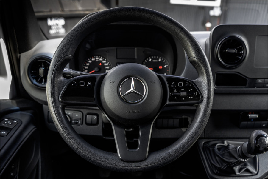 Mercedes-Benz Sprinter 314 CDI | Bakwagen met laadklep | Mbux | Camera | CarPlay | Climate | Euro 6