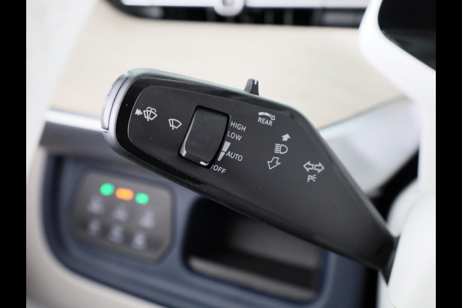 Volkswagen ID. Buzz Pro Advantage 77 kWh Volkswagen ID. Buzz Pro Advantage 77kWh 204PK | Navigatie | 20 Inch | Design pakket