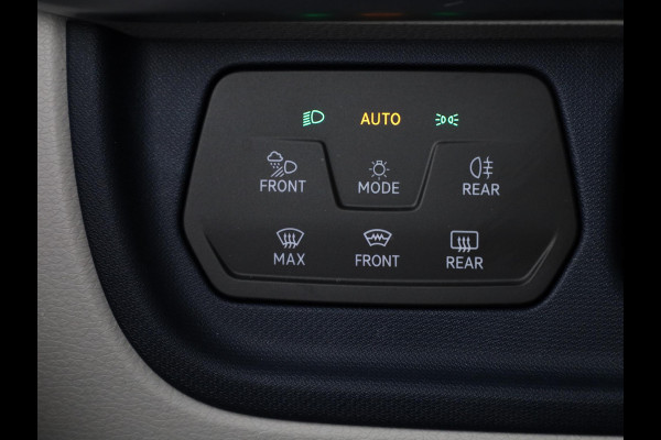 Volkswagen ID. Buzz Pro Advantage 77 kWh Volkswagen ID. Buzz Pro Advantage 77kWh 204PK | Navigatie | 20 Inch | Design pakket
