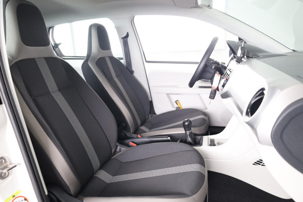 Volkswagen up! 1.0 BMT high up! | Schuif/Kantel dak | Parkeer Sensoren achter | Achteruitrij Camera | Navigatie via App |