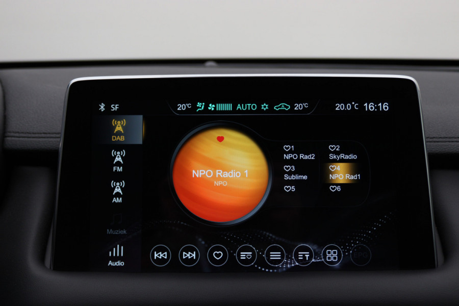 MG EHS 1.5 TGDI Luxury Plug-in Hybrid Leer, 360° Camera, ACC, Panoramadak, Apple Carplay, LED, 18''