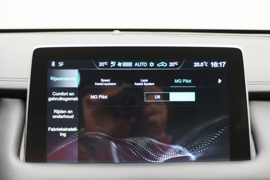 MG EHS 1.5 TGDI Luxury Plug-in Hybrid Leer, 360° Camera, ACC, Panoramadak, Apple Carplay, LED, 18''