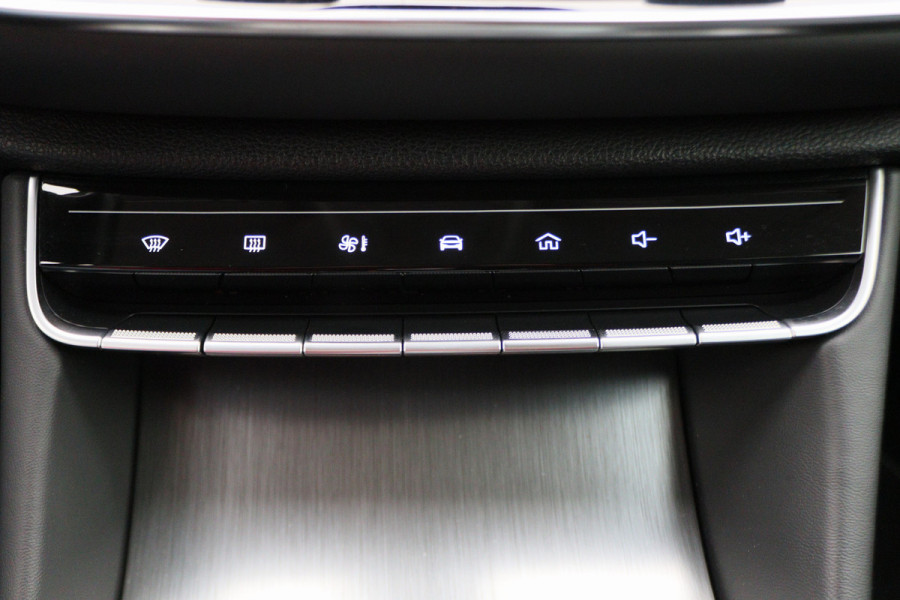 MG EHS 1.5 TGDI Luxury Plug-in Hybrid Leer, 360° Camera, ACC, Panoramadak, Apple Carplay, LED, 18''