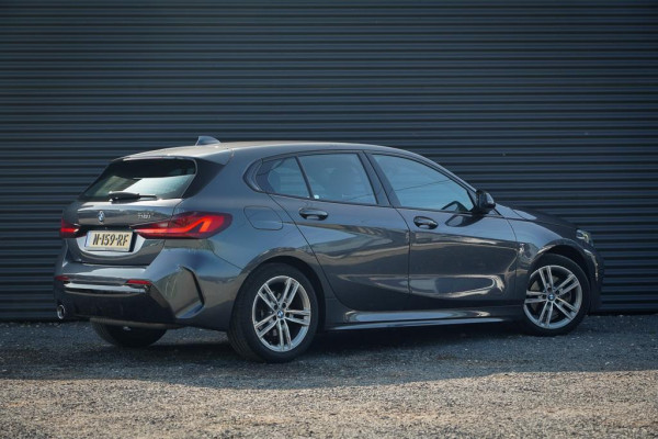 BMW 1-serie 118i High Executive M-Sport / Aut / Incl BTW / Stoelverwarming