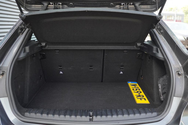 BMW 1-serie 118i High Executive M-Sport / Aut / Incl BTW / Stoelverwarming