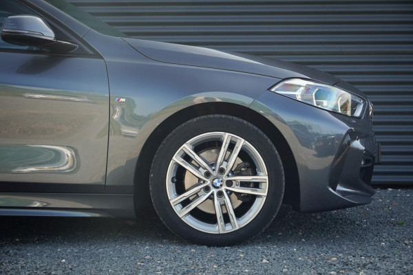 BMW 1-serie 118i High Executive M-Sport / Aut / Incl BTW / Stoelverwarming