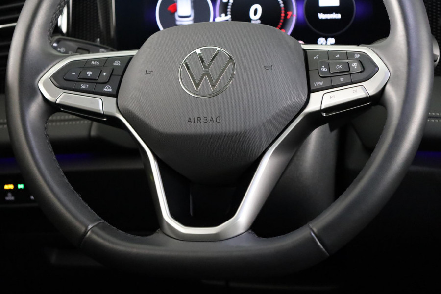 Volkswagen Tiguan 1.5 eTSI Life Edition Automaat (DSG) | Verlengde garantie | Panoramadak | Elektr. trekhaak | Parkeersensoren (Park assist) | Rondomzicht camera | Stoelverwarming | Head-up display |