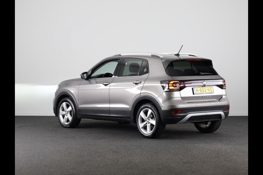 Volkswagen T-Cross 1.0 TSI Style | DSG Automaat | Full map navigatie | Parkeer sensoren voor/achter | Achteruitrij camera | Dode hoek sensoren | Led verlichting |