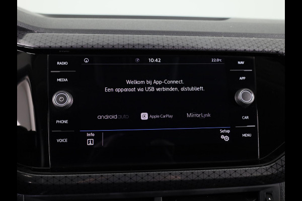 Volkswagen T-Cross 1.0 TSI Style | DSG Automaat | Full map navigatie | Parkeer sensoren voor/achter | Achteruitrij camera | Dode hoek sensoren | Led verlichting |