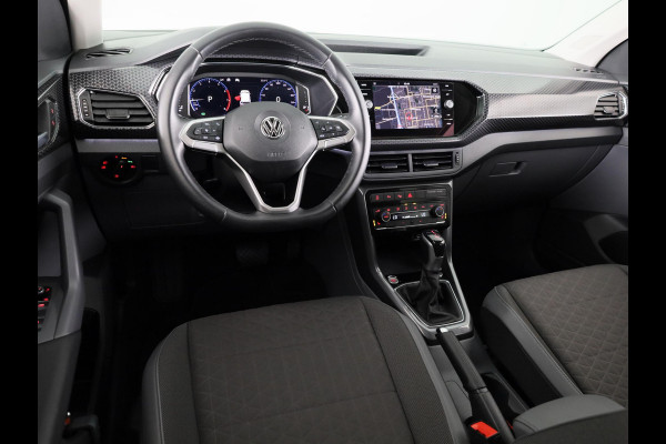 Volkswagen T-Cross 1.0 TSI Style | DSG Automaat | Full map navigatie | Parkeer sensoren voor/achter | Achteruitrij camera | Dode hoek sensoren | Led verlichting |