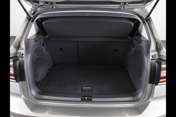Volkswagen T-Cross 1.0 TSI Style | DSG Automaat | Full map navigatie | Parkeer sensoren voor/achter | Achteruitrij camera | Dode hoek sensoren | Led verlichting |