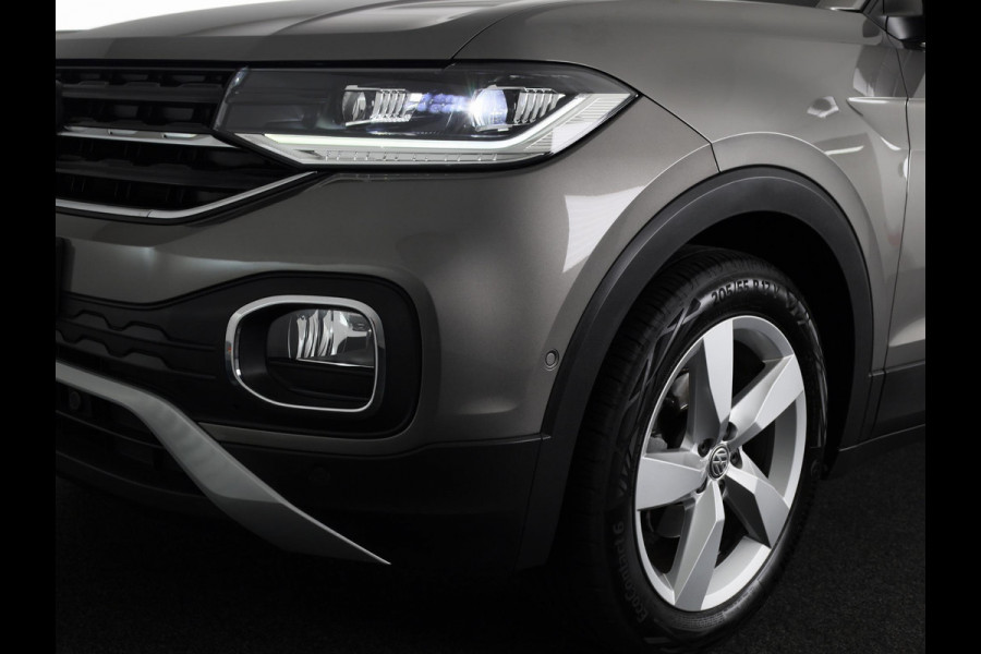 Volkswagen T-Cross 1.0 TSI Style | DSG Automaat | Full map navigatie | Parkeer sensoren voor/achter | Achteruitrij camera | Dode hoek sensoren | Led verlichting |