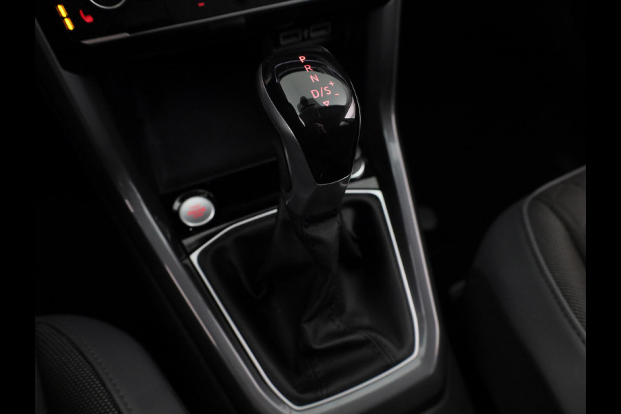 Volkswagen T-Cross 1.0 TSI Style | DSG Automaat | Full map navigatie | Parkeer sensoren voor/achter | Achteruitrij camera | Dode hoek sensoren | Led verlichting |