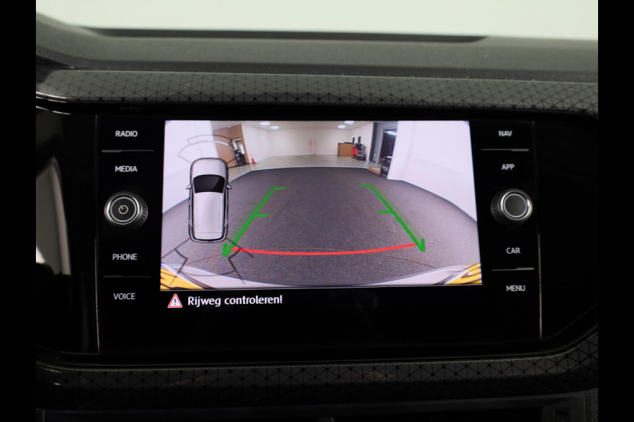 Volkswagen T-Cross 1.0 TSI Style | DSG Automaat | Full map navigatie | Parkeer sensoren voor/achter | Achteruitrij camera | Dode hoek sensoren | Led verlichting |