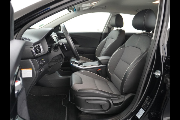 Kia e-Niro 64kWh AUT 204pk Navi Auto-Pilot Adaptive-Cruise+stop&go Apple Carplay Android Auto Pdc Led Ecc Keyless 1/2 Leder DynamicLine AEB Braking Lmv 17" Lane Assist Dwarsverkeerwaarsching 100% Dealeronderhouden Origineel Nederlandse auto