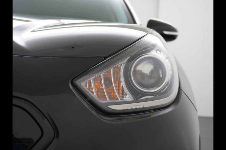 Kia e-Niro 64kWh AUT 204pk Navi Auto-Pilot Adaptive-Cruise+stop&go Apple Carplay Android Auto Pdc Led Ecc Keyless 1/2 Leder DynamicLine AEB Braking Lmv 17" Lane Assist Dwarsverkeerwaarsching 100% Dealeronderhouden Origineel Nederlandse auto