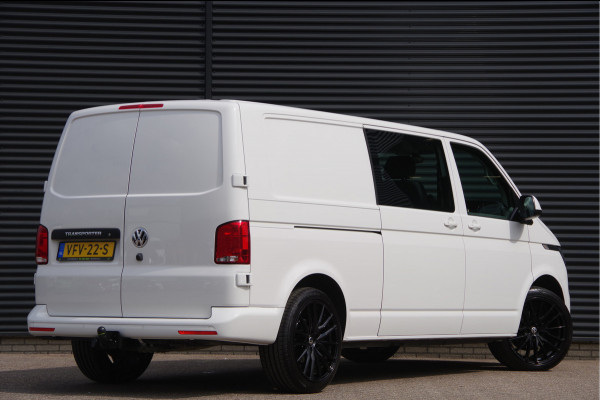 Volkswagen Transporter 2.0 TDI L2 30 DC-5P, 150PK AUT. TREKHAAK, CAMERA, NAVI, CRUISE, AIRCO, VOORRUIT VERWARMING, DUBBELE CABINE