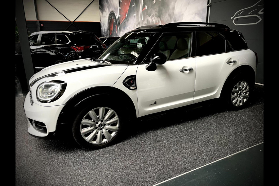 MINI Countryman 2.0 Cooper S ALL4 Chili PANO NAVI 192 PK TREKHAAK AFNEEMBAAR