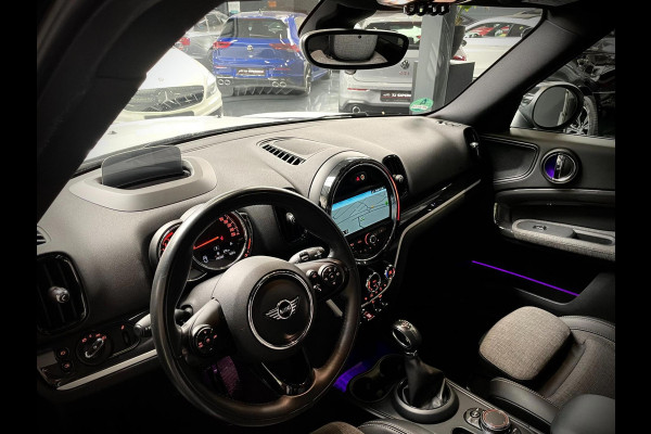 MINI Countryman 2.0 Cooper S ALL4 Chili PANO NAVI 192 PK TREKHAAK AFNEEMBAAR