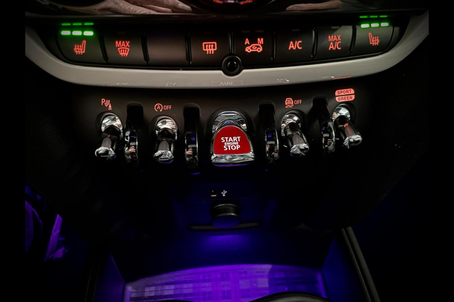 MINI Countryman 2.0 Cooper S ALL4 Chili PANO NAVI 192 PK TREKHAAK AFNEEMBAAR