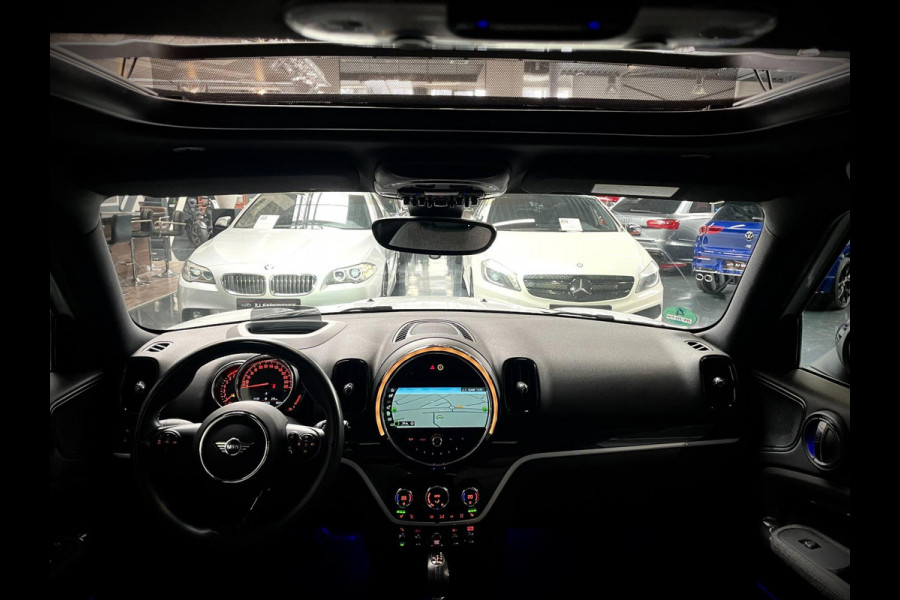 MINI Countryman 2.0 Cooper S ALL4 Chili PANO NAVI 192 PK TREKHAAK AFNEEMBAAR