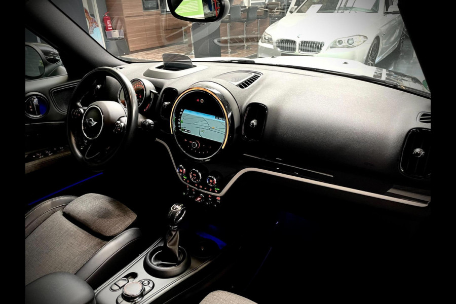 MINI Countryman 2.0 Cooper S ALL4 Chili PANO NAVI 192 PK TREKHAAK AFNEEMBAAR