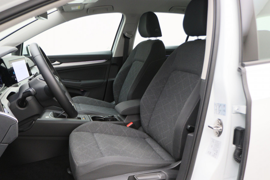 Volkswagen Golf 1.0 TSI Life LED, Adapt. Cruise, Apple Carplay, Stuur-/Stoelverw., PDC