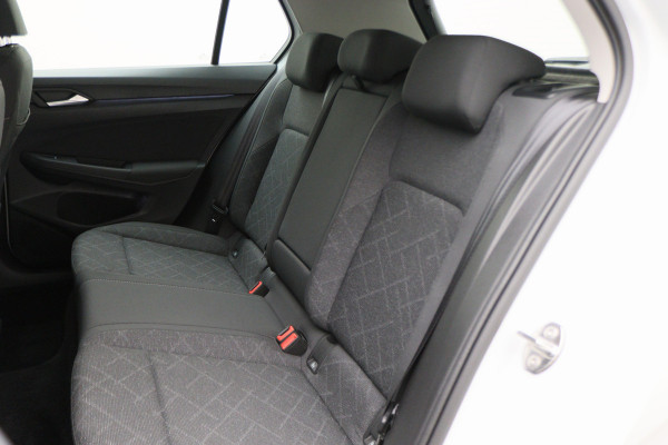 Volkswagen Golf 1.0 TSI Life LED, Adapt. Cruise, Apple Carplay, Stuur-/Stoelverw., PDC