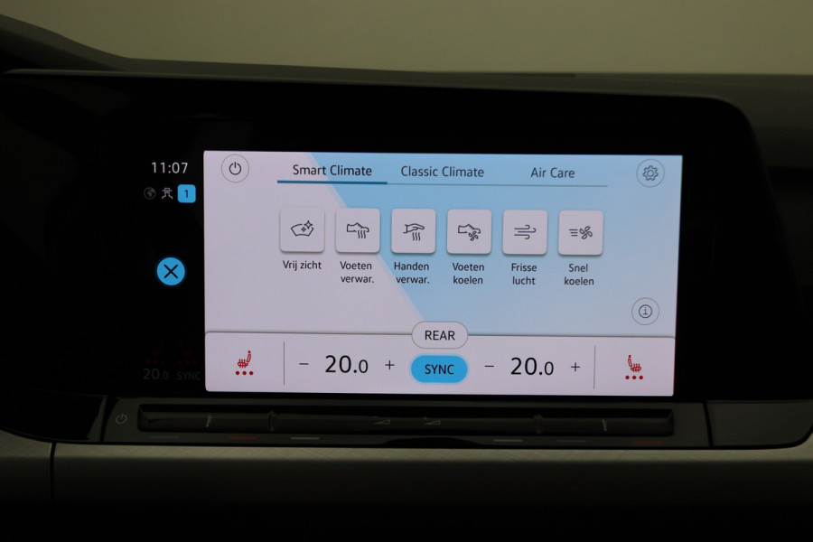 Volkswagen Golf 1.0 TSI Life LED, Adapt. Cruise, Apple Carplay, Stuur-/Stoelverw., PDC
