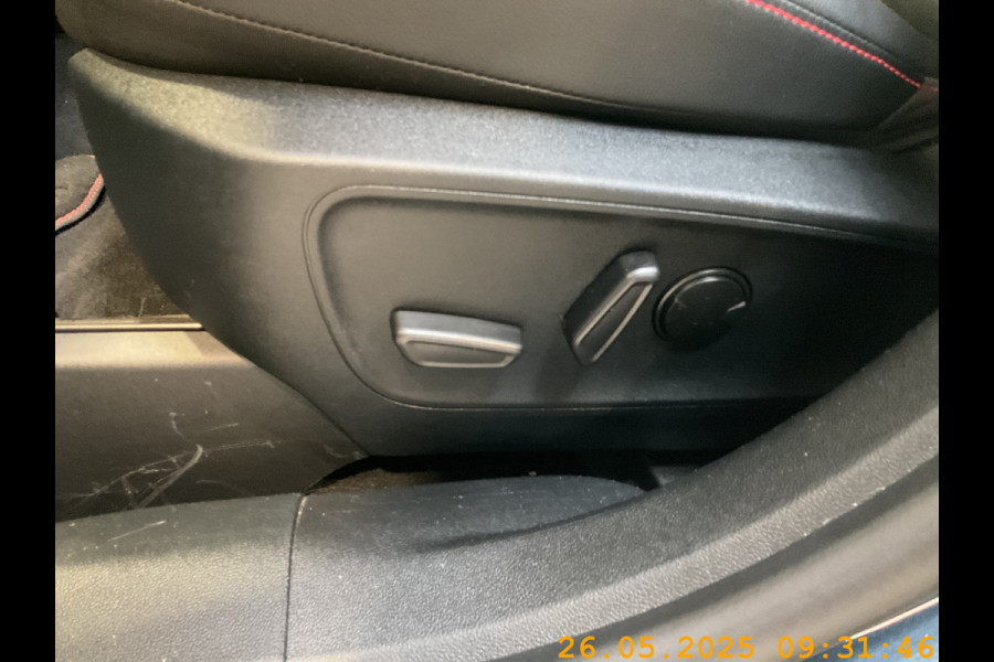 Ford Kuga 2.5 225 pk PHEV ST-Line X Hybride rijden voor een redelijke prijs ! Winter Pack, Driver Assistance Pack, Achteruirijcamera, Adaptive Cruise Control