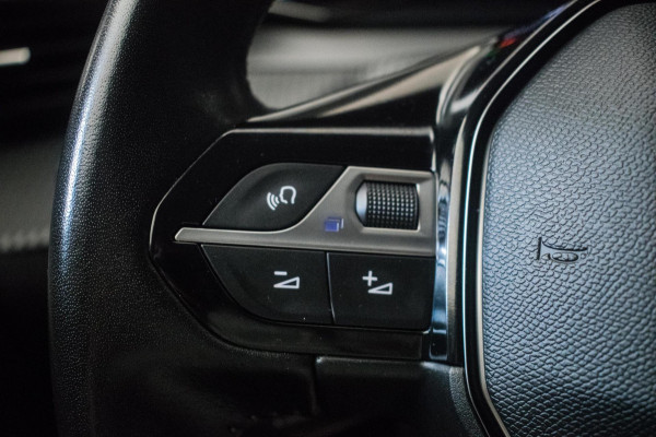 Peugeot 208 1.2 PureTech Active ORG NL [ Carplay Full LED DAB+ Navigatie Cruise Control ]