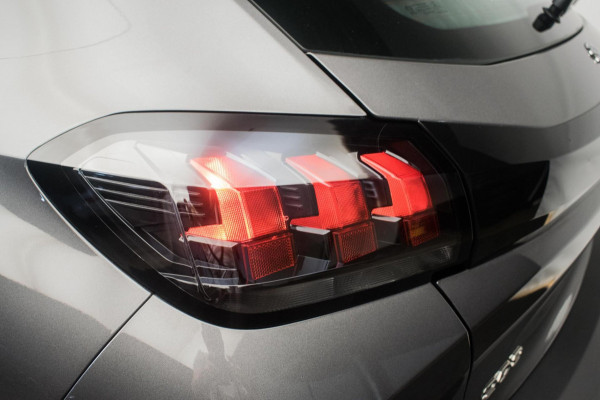 Peugeot 208 1.2 PureTech Active ORG NL [ Carplay Full LED DAB+ Navigatie Cruise Control ]