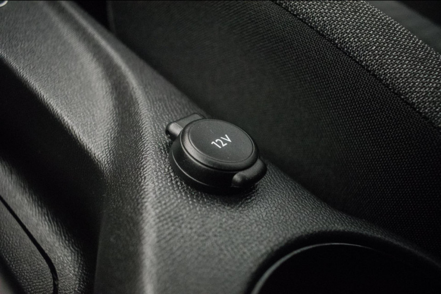 Peugeot 208 1.2 PureTech Active ORG NL [ Carplay Full LED DAB+ Navigatie Cruise Control ]