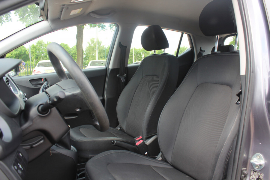 Hyundai i10 1.0i Go! 2017 / Navigatie / Apple CarPlay / Bluetooth / Lichtmetalen Velgen / Cruise control / Climate Control