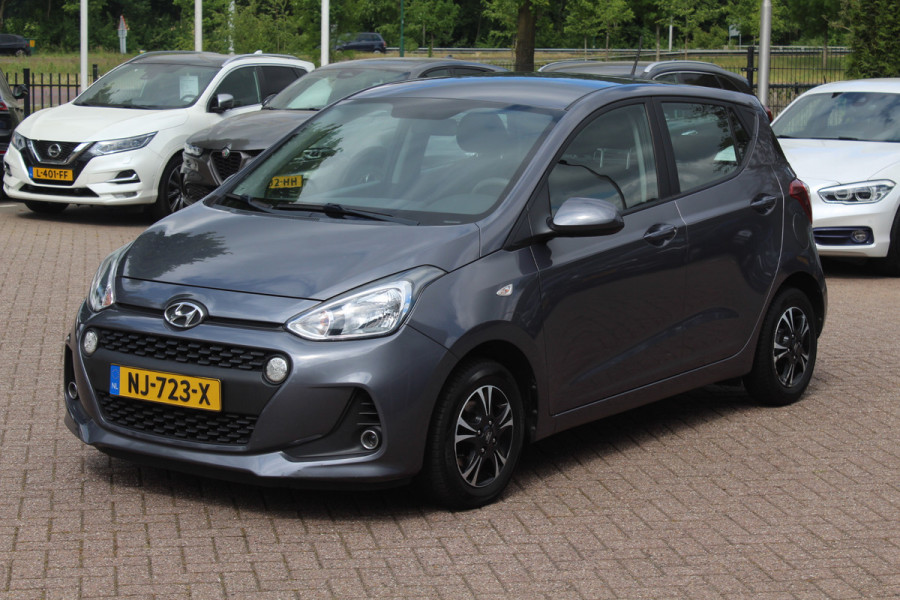 Hyundai i10 1.0i Go! 2017 / Navigatie / Apple CarPlay / Bluetooth / Lichtmetalen Velgen / Cruise control / Climate Control