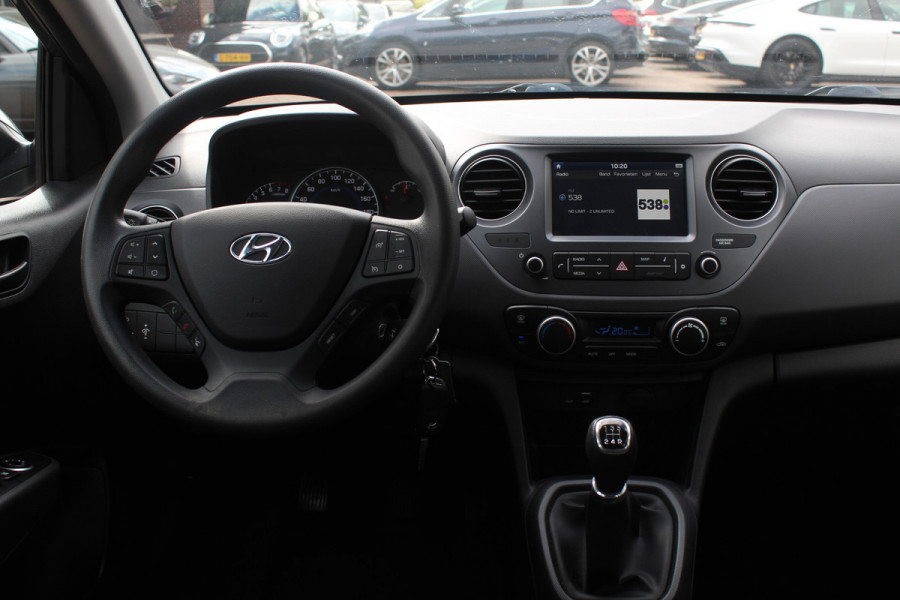 Hyundai i10 1.0i Go! 2017 / Navigatie / Apple CarPlay / Bluetooth / Lichtmetalen Velgen / Cruise control / Climate Control