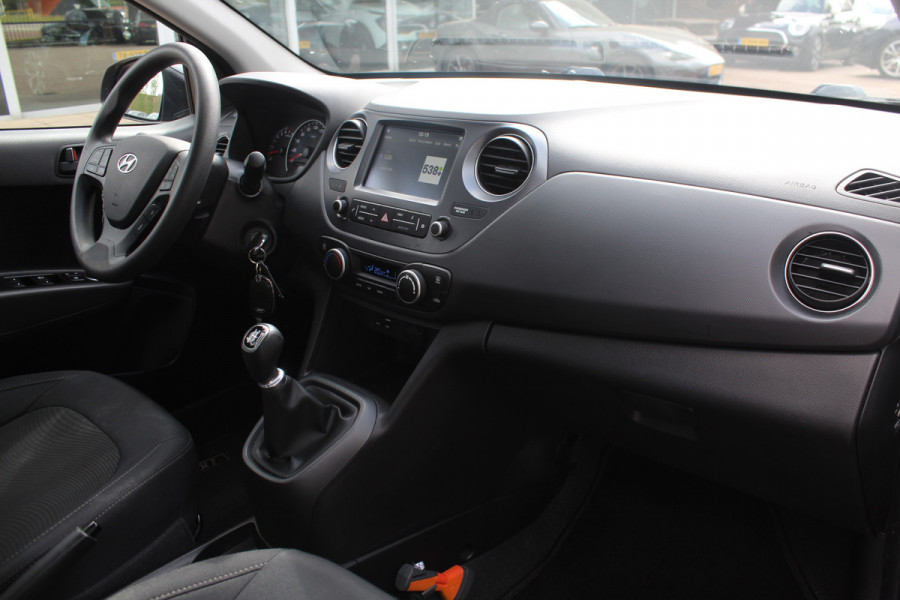 Hyundai i10 1.0i Go! 2017 / Navigatie / Apple CarPlay / Bluetooth / Lichtmetalen Velgen / Cruise control / Climate Control