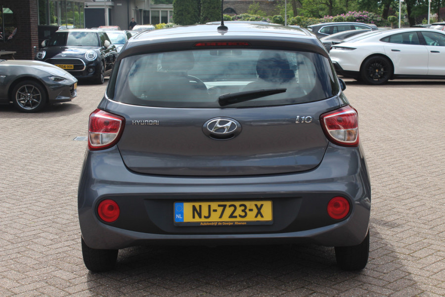 Hyundai i10 1.0i Go! 2017 / Navigatie / Apple CarPlay / Bluetooth / Lichtmetalen Velgen / Cruise control / Climate Control